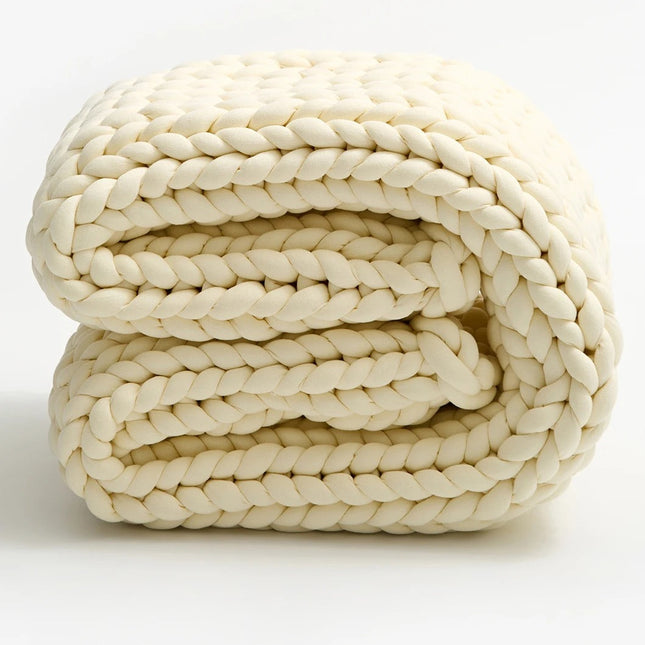 Cozy Home Throw Blanket - Chunky Knit, Soft, Stylish Accent for Evenings
