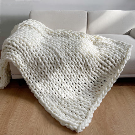 Cozy Home Throw Blanket - Chunky Knit, Soft, Stylish Accent for Evenings
