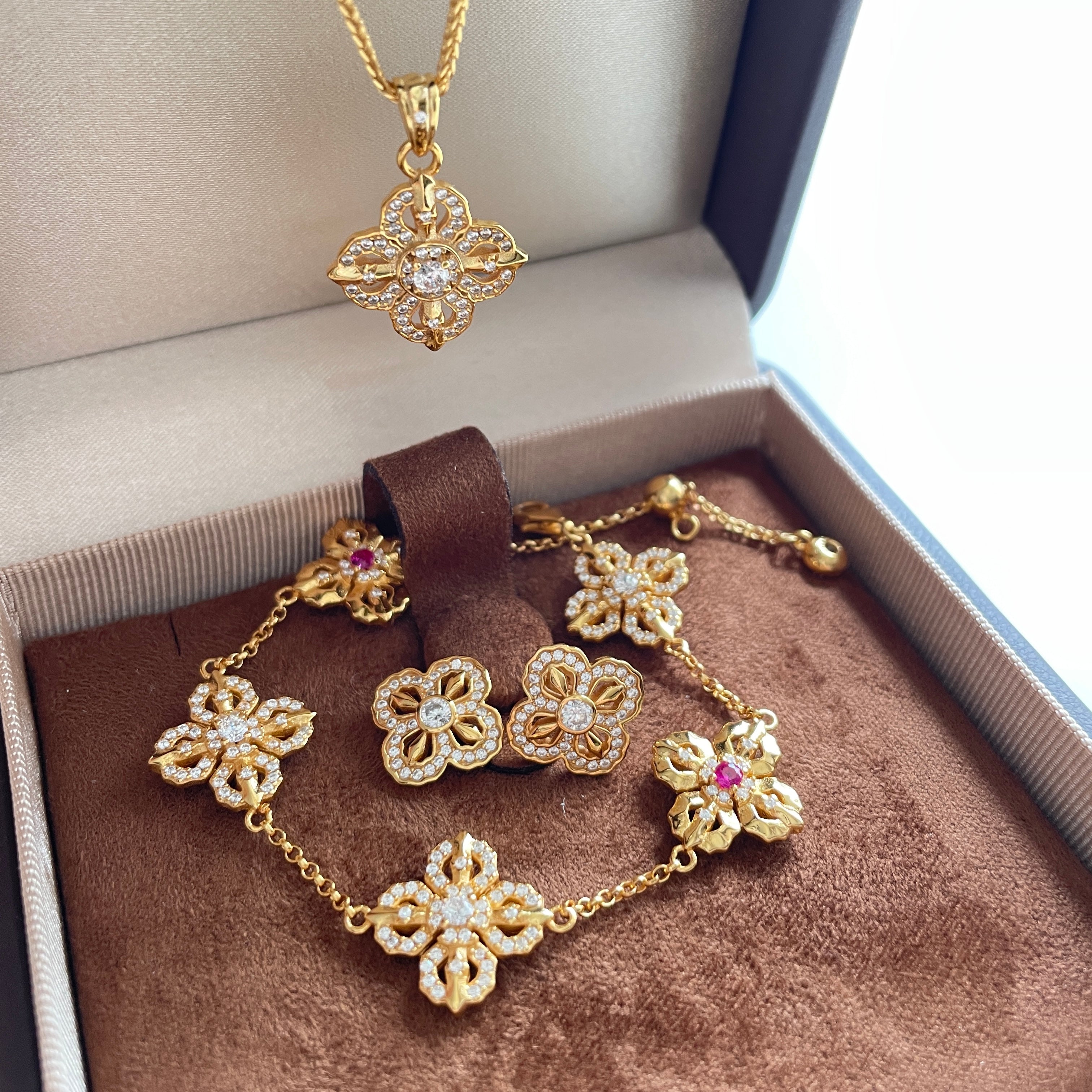 Apex Stud Earrings, Bracelet & Necklace