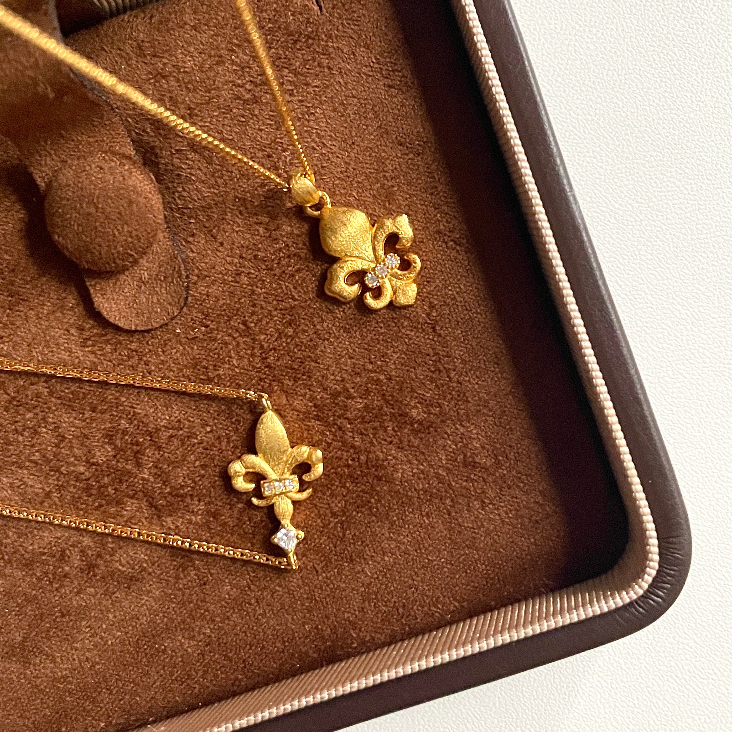 Iris Bracelet & Necklace