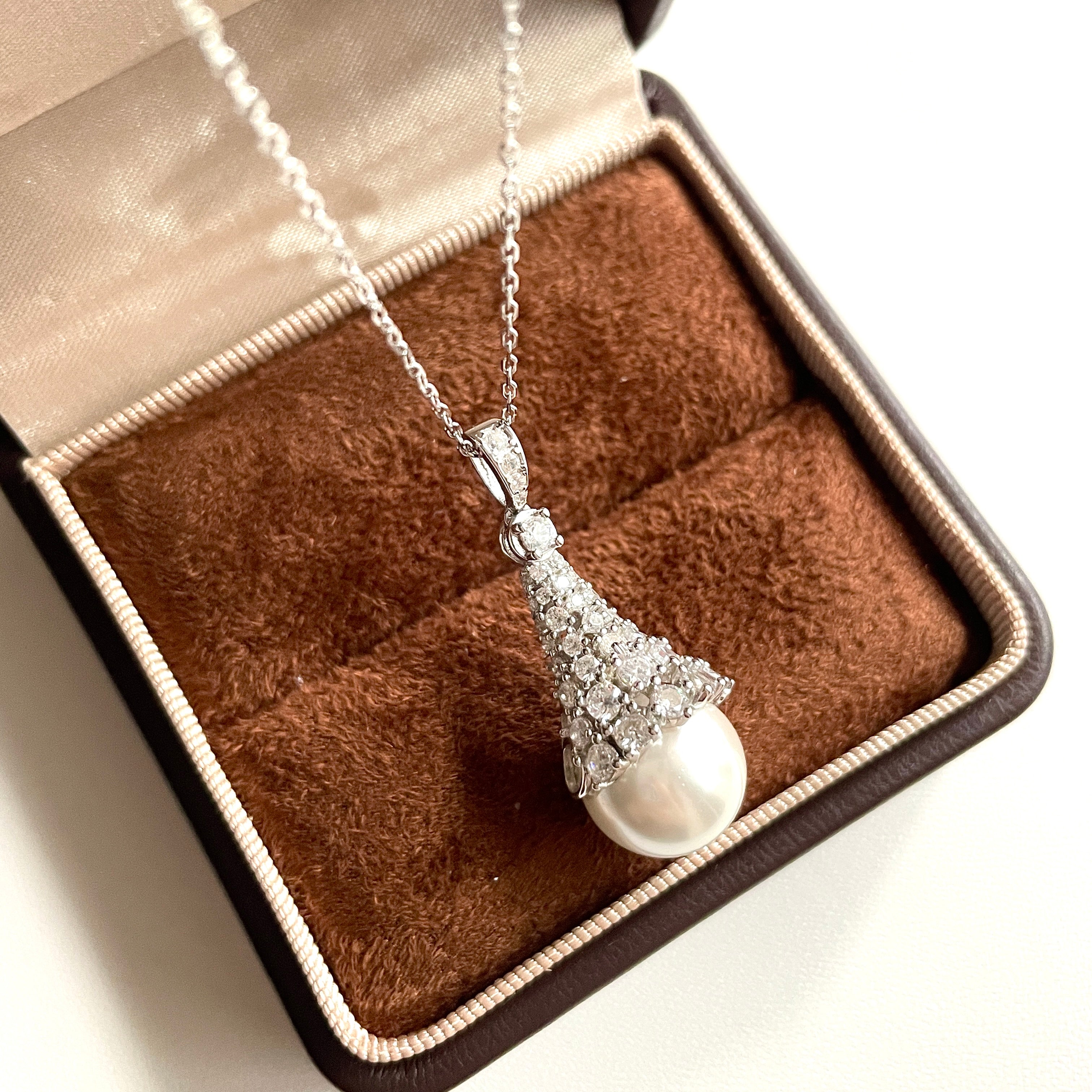 Christmas Silver Crown Pearl Necklace