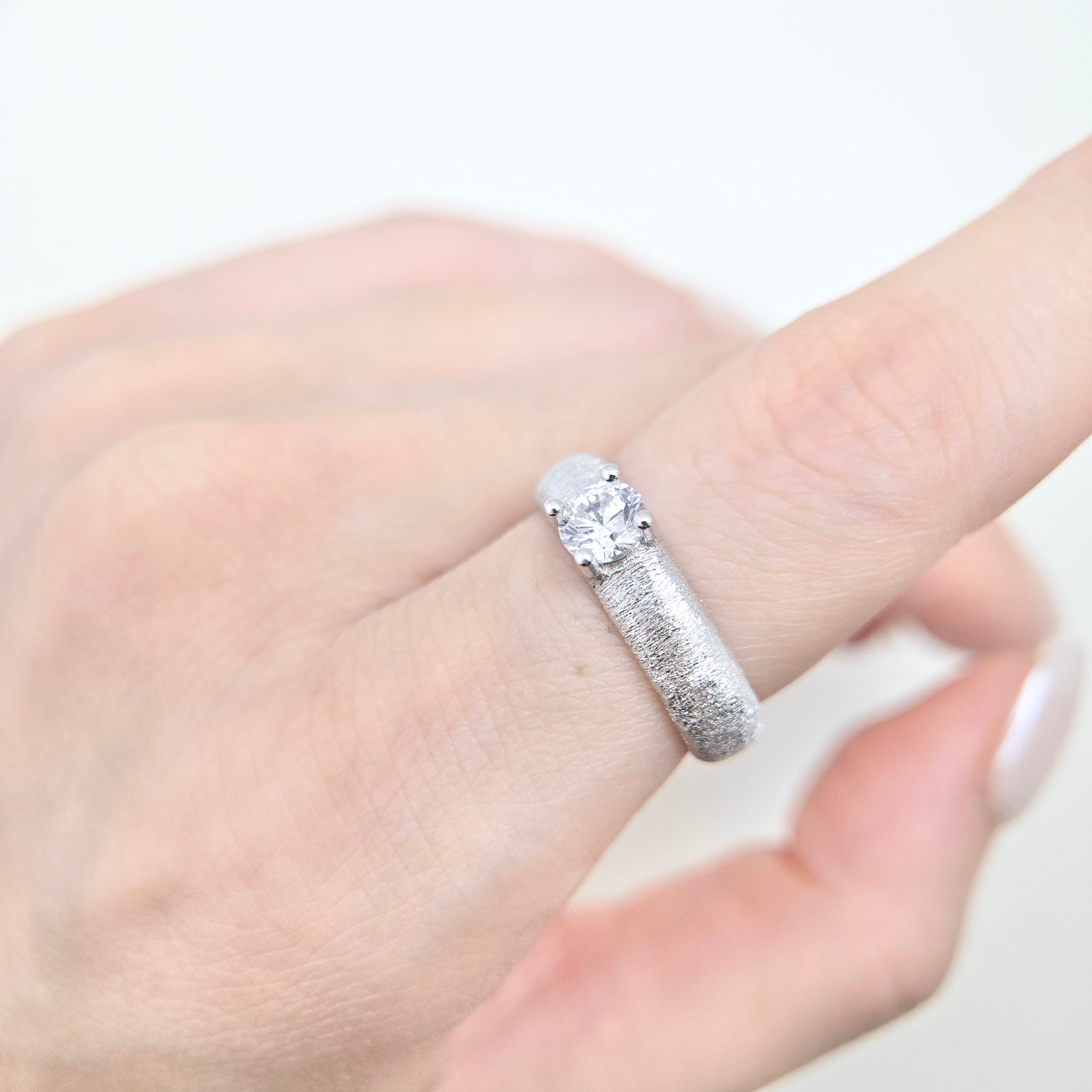 Lumina Ring