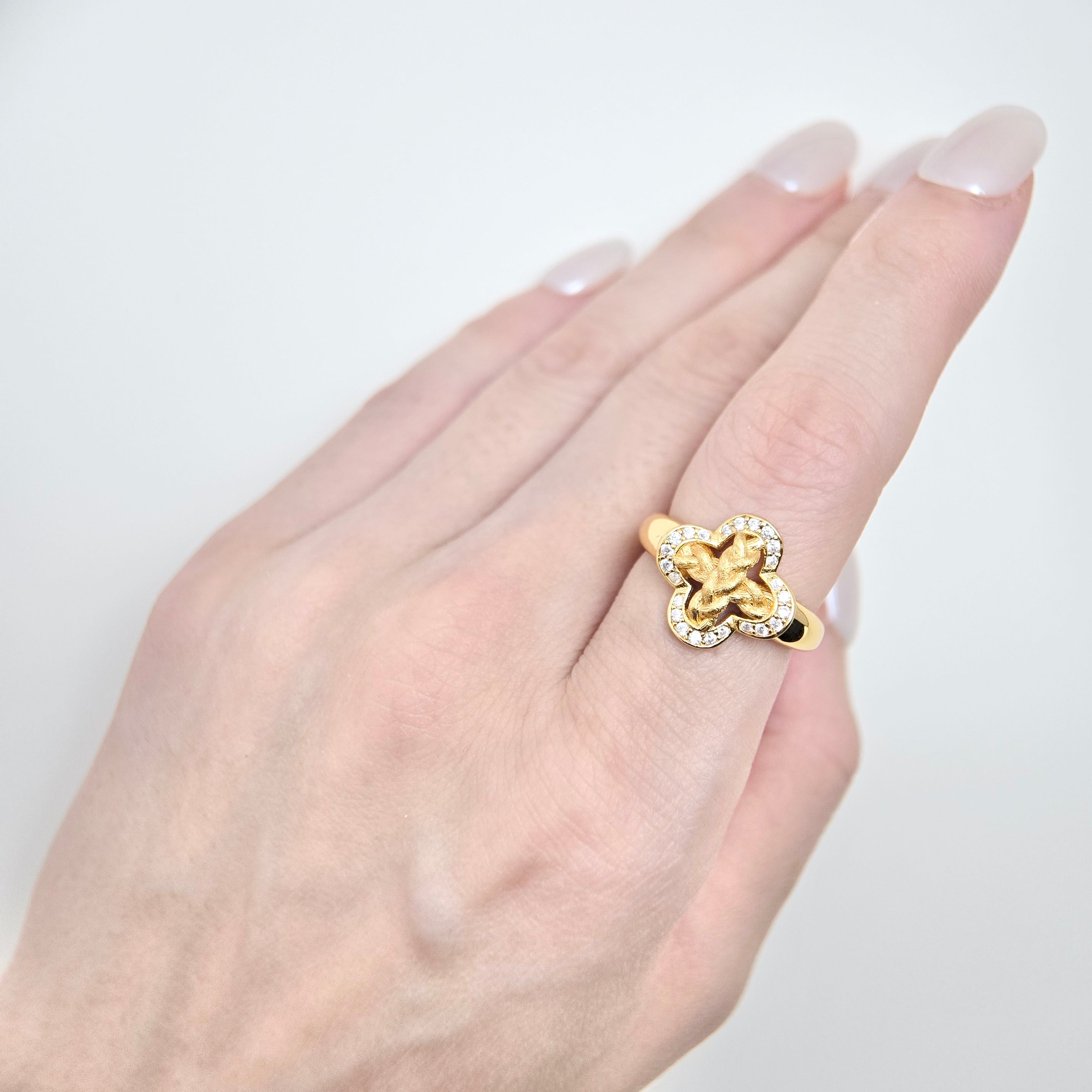 Scintilla Earrings, Necklace & Ring