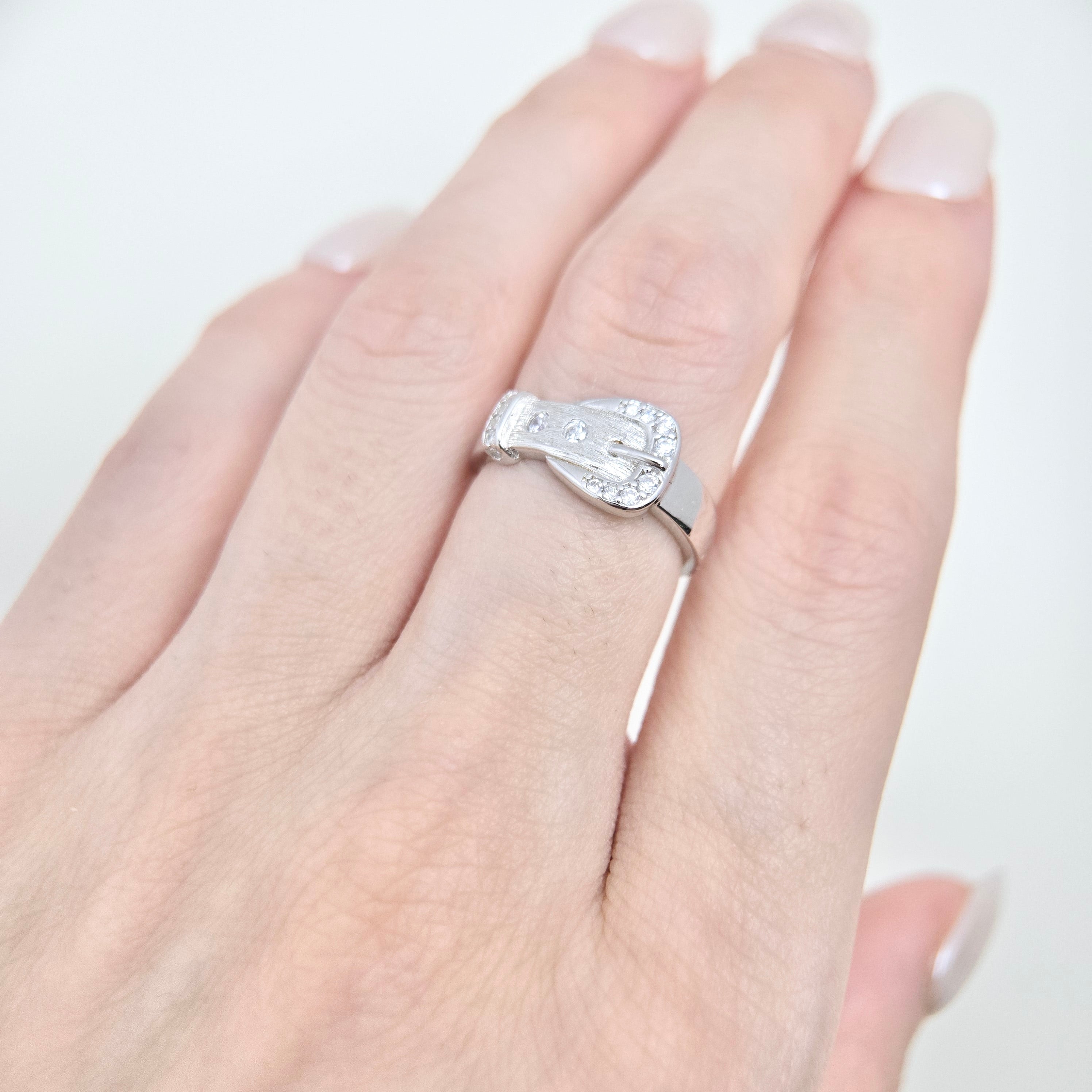 Axiom Ring