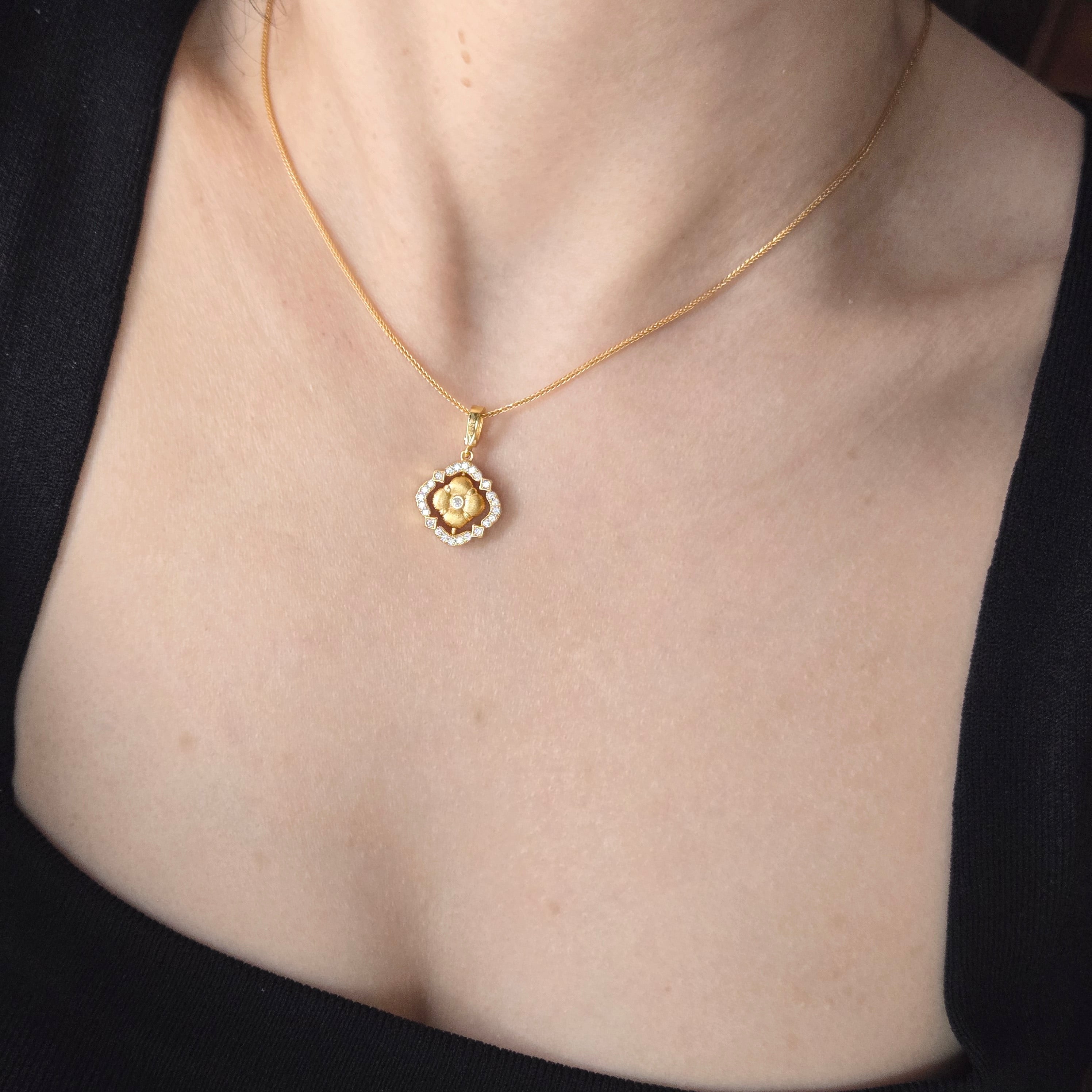 Gravity Necklace