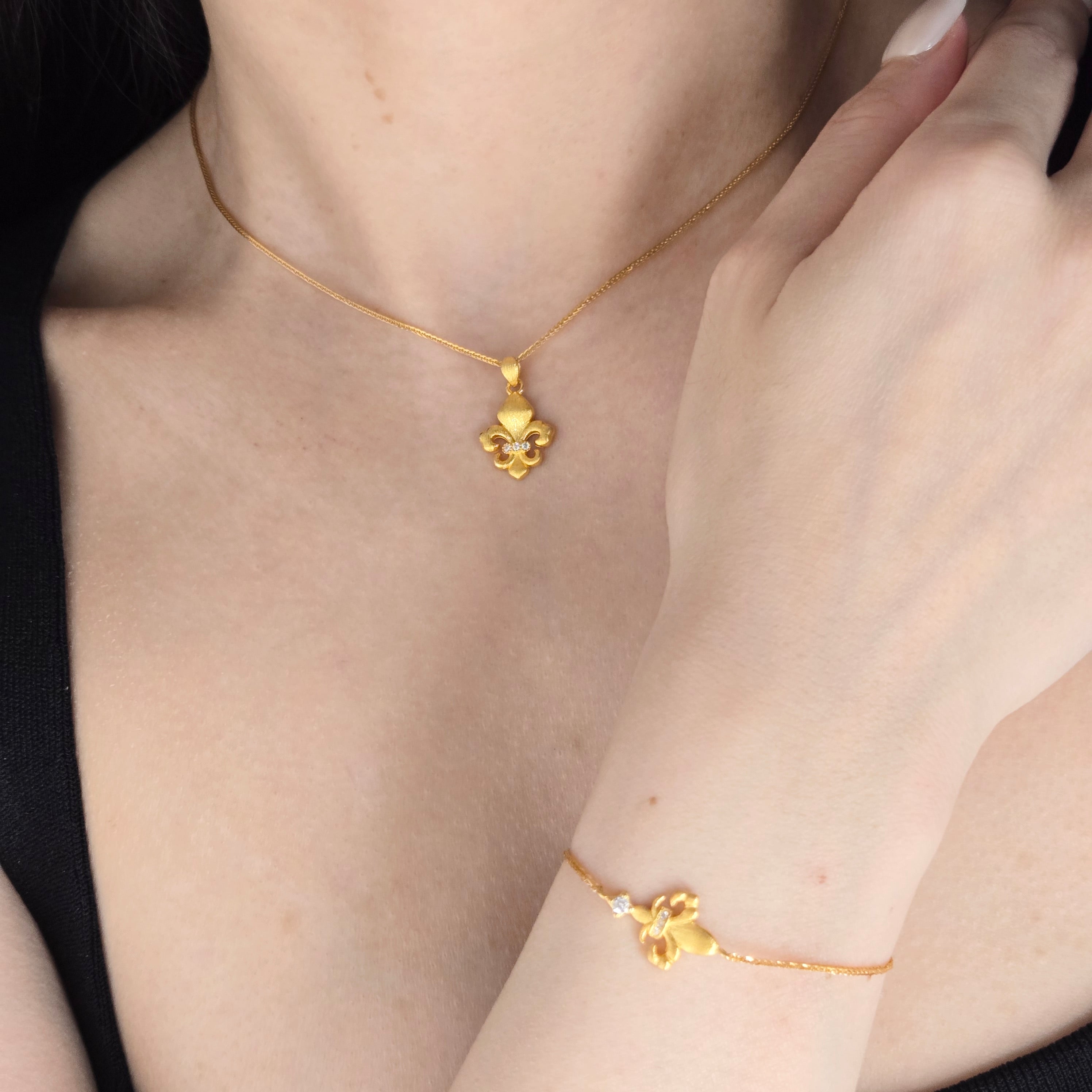 Iris Bracelet & Necklace