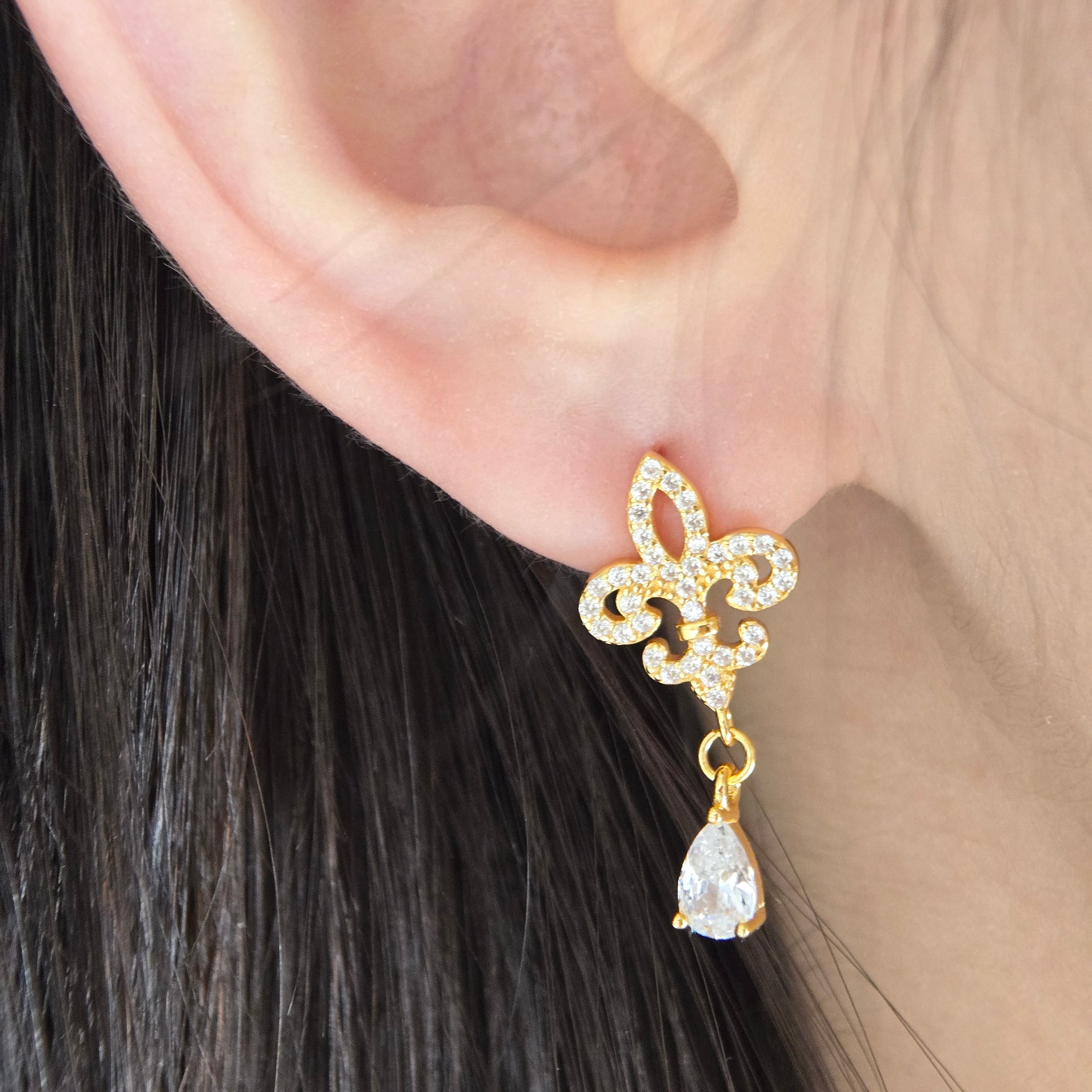 Iris Earrings, Bracelet & Necklace
