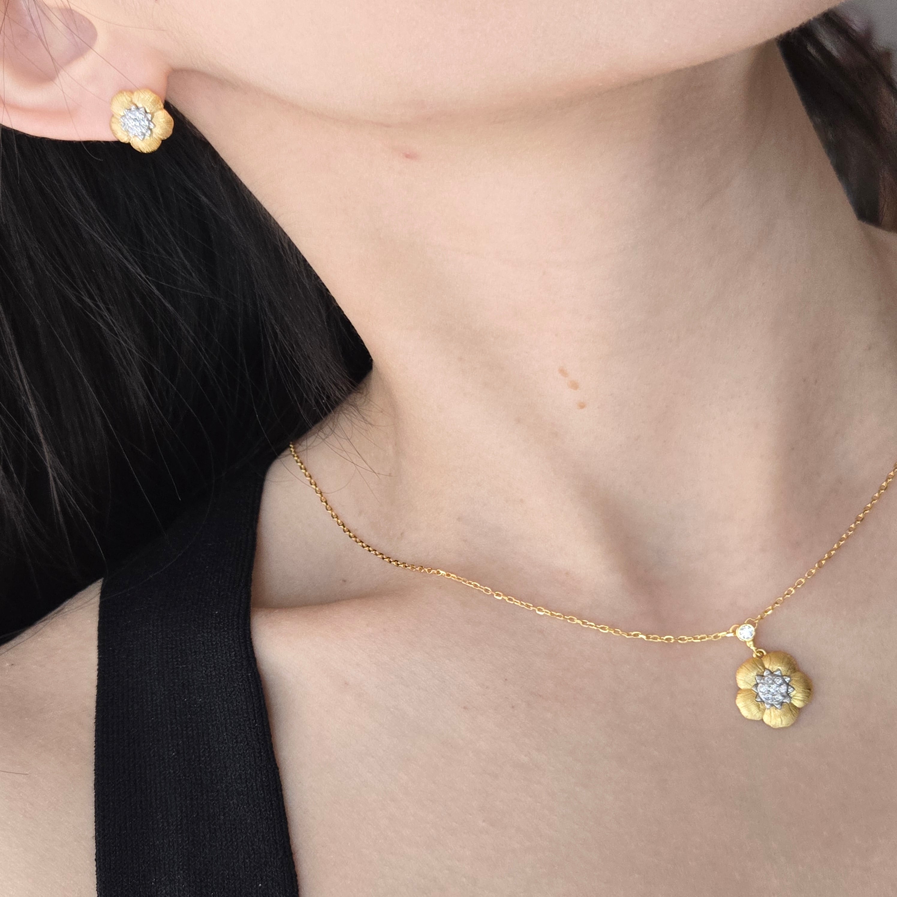 Felicity Paeonia Stud Earrings & Necklace