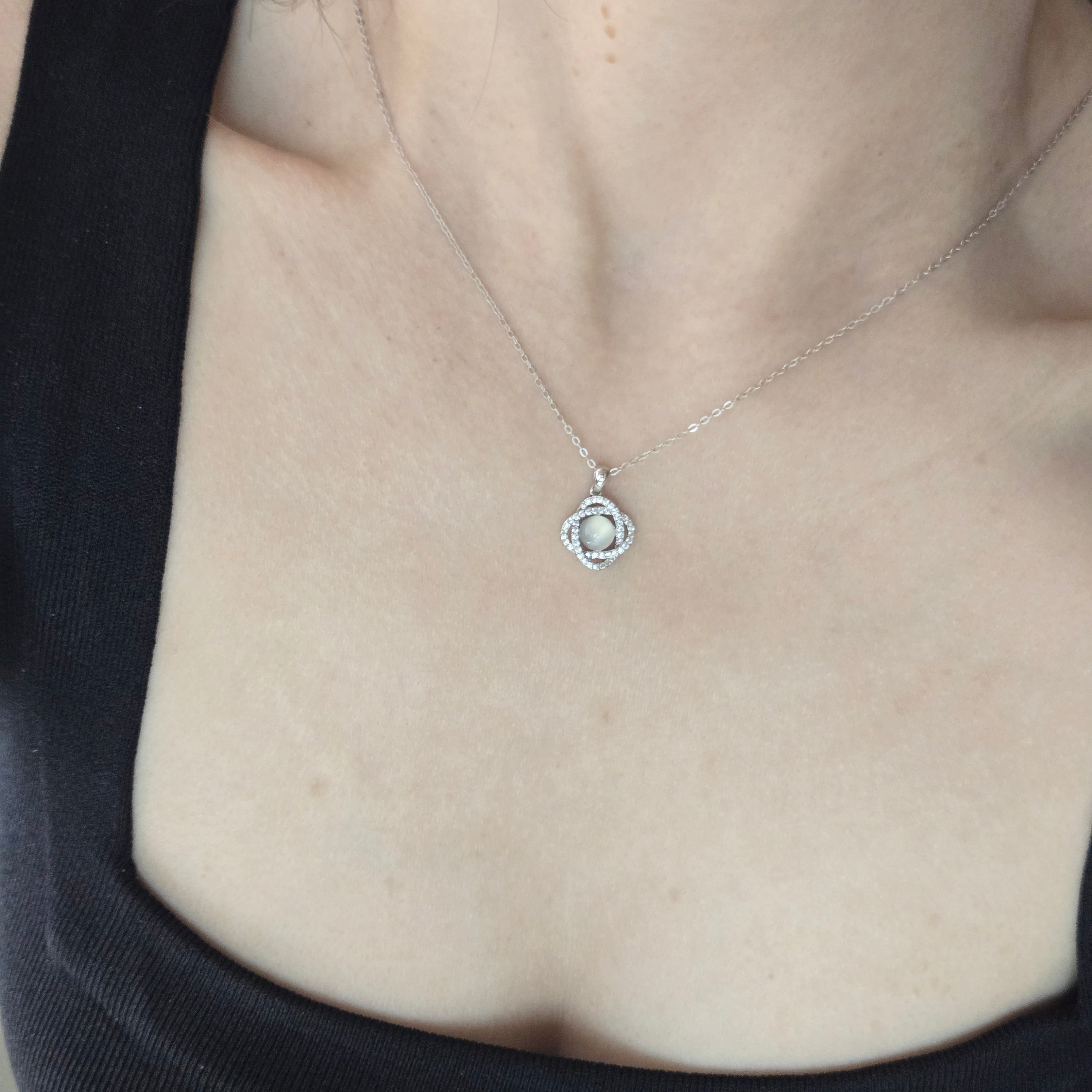 Evan Necklace