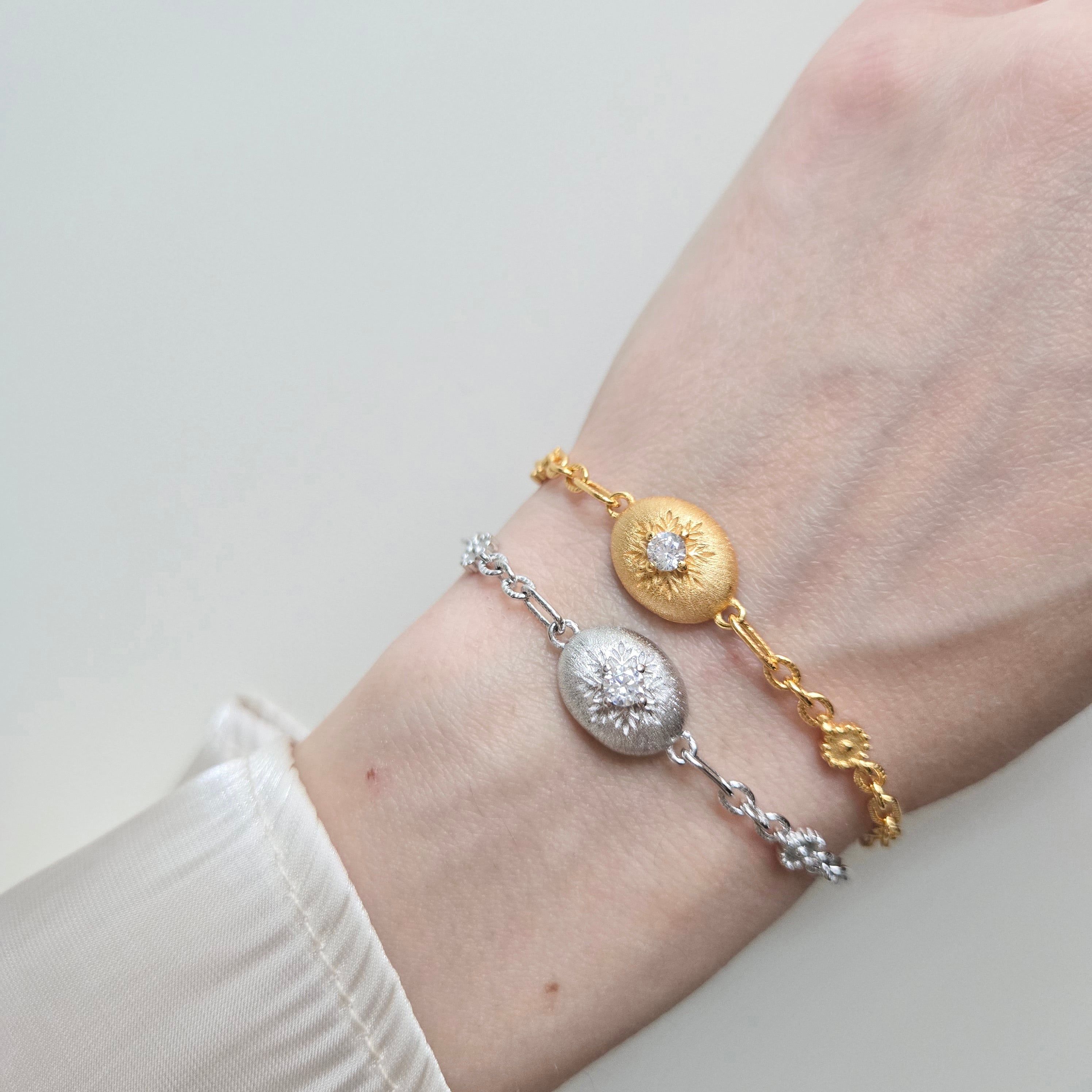 Nova Oval Earrings, Necklace & Ring