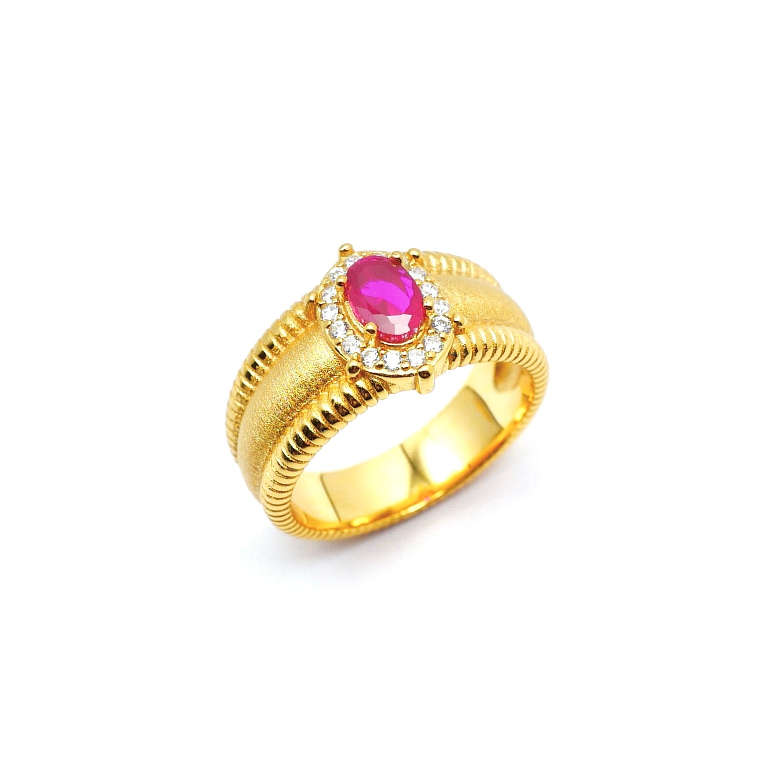 Lumina Queen Ring