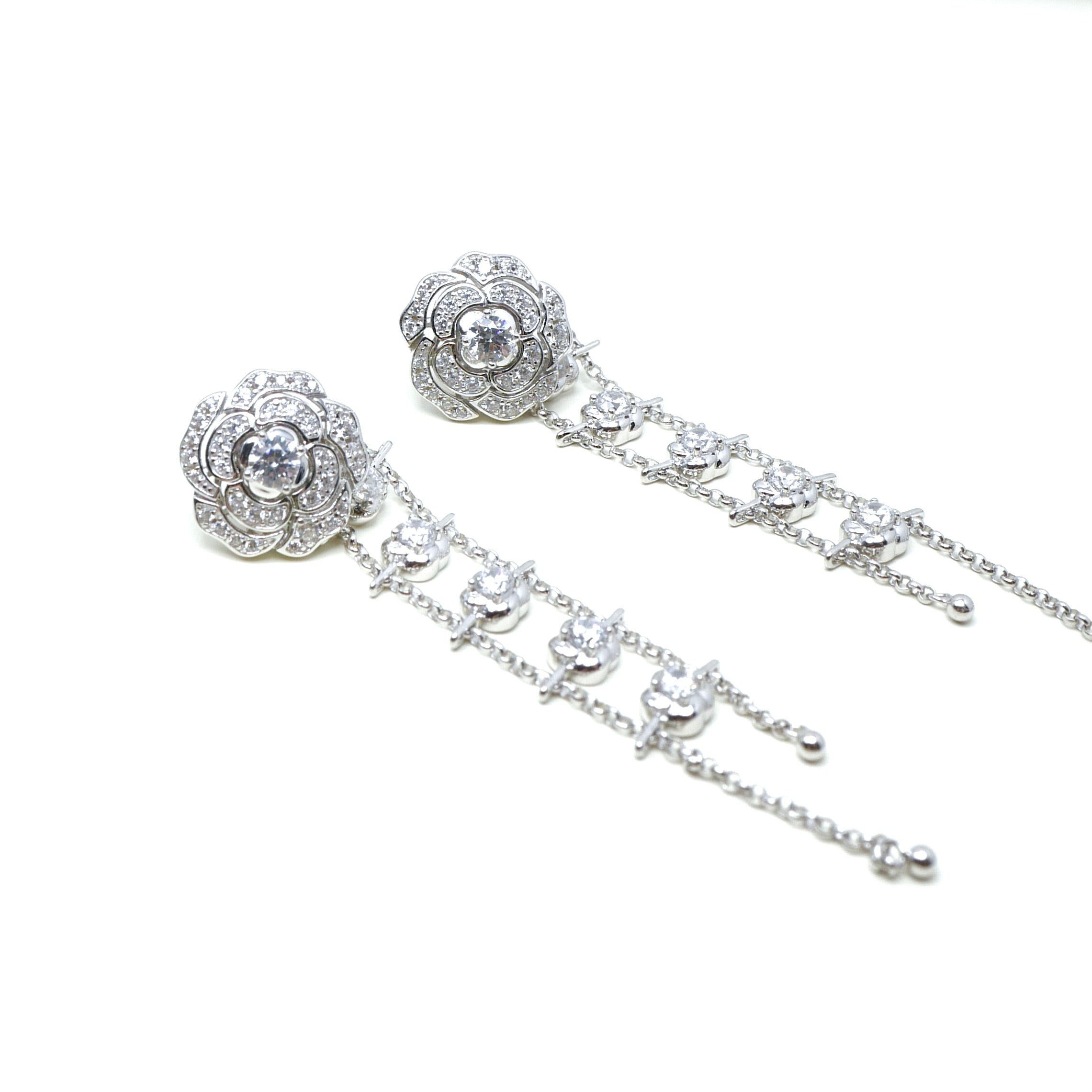 Suture Dual Earrings & Necklace