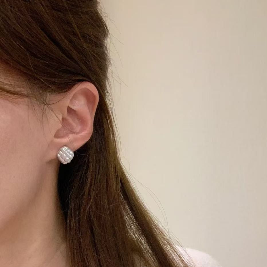 Croissant Stud Earrings